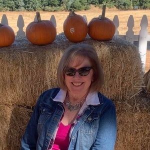 Meet your Posher, Paula